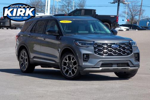 2025 Ford Explorer Platinum