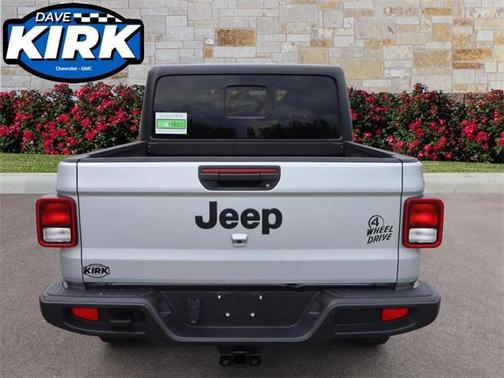 2023 Jeep Gladiator Sport