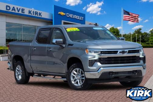 Sterling Gray Metallic 2023 Chevrolet Silverado 1500 LT