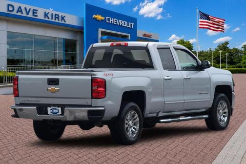 Silver Ice Metallic 2017 Chevrolet Silverado 1500 LT