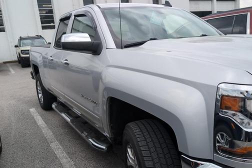 Silver Ice Metallic 2017 Chevrolet Silverado 1500 LT