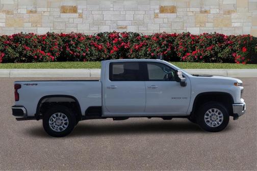 2025 Chevrolet Silverado 3500 LT