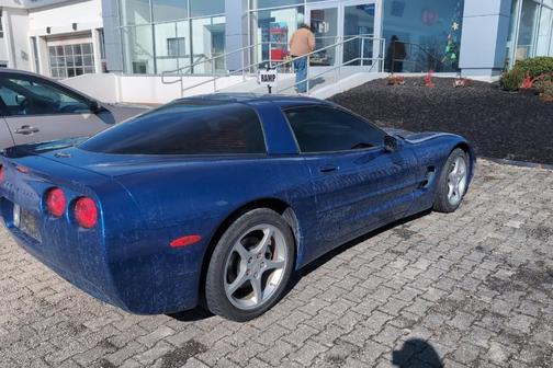 2003 Chevrolet Corvette Base