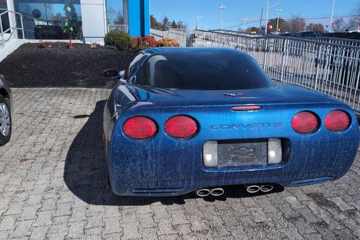 2003 Chevrolet Corvette Base