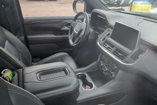 Onyx Black 2024 GMC Yukon XL SLT