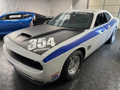 2015 Dodge Challenger SRT Hellcat