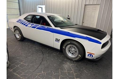 2015 Dodge Challenger SRT Hellcat