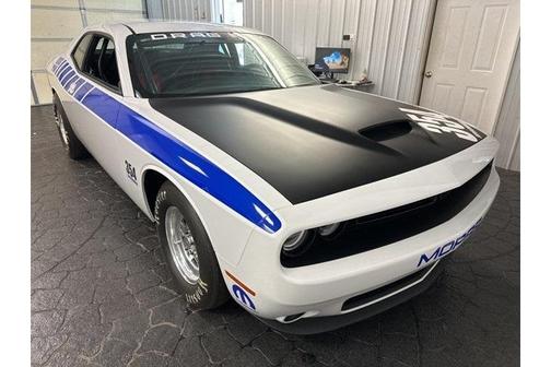 2015 Dodge Challenger SRT Hellcat