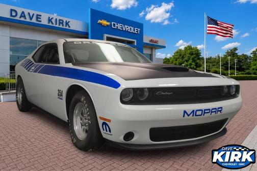 White 2015 Dodge Challenger SRT Hellcat