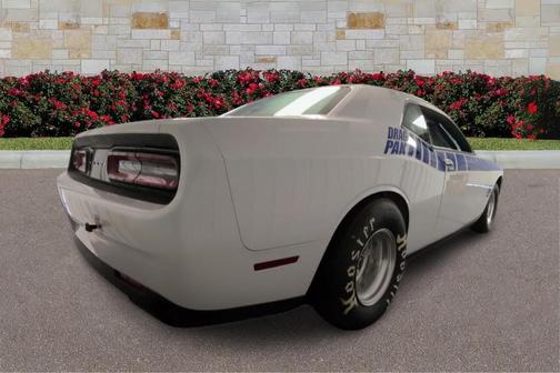 White 2015 Dodge Challenger SRT Hellcat