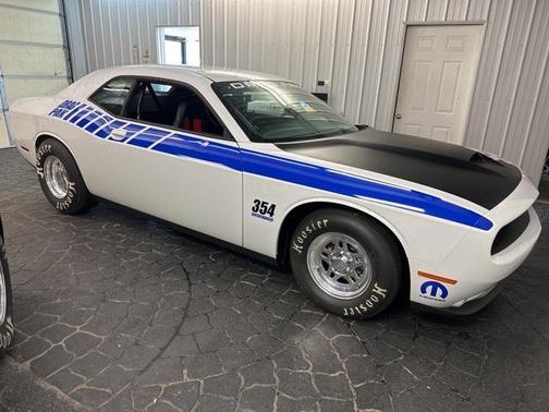 2015 Dodge Challenger SRT Hellcat