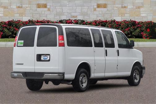 2017 Chevrolet Express 2500 LT