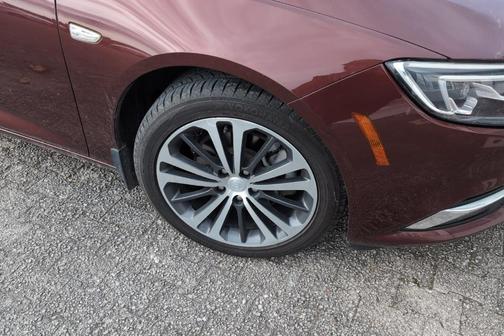 2018 Buick Regal Sportback Preferred II