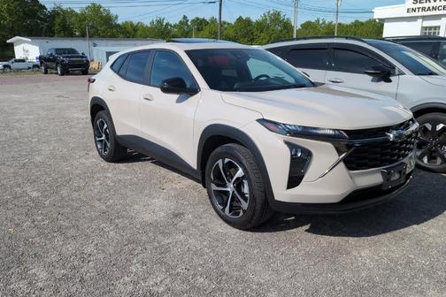 White 2026 Chevrolet Trax 1RS