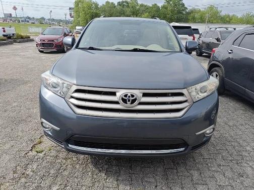 2012 Toyota Highlander SE