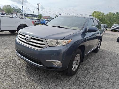 2012 Toyota Highlander SE