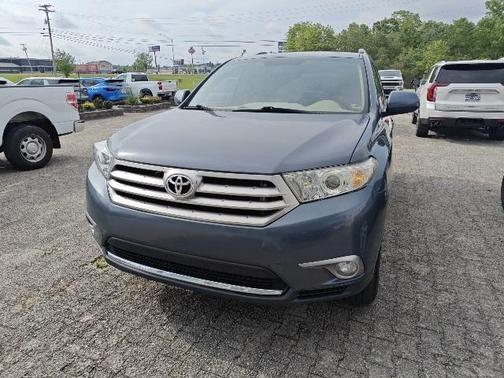 2012 Toyota Highlander SE