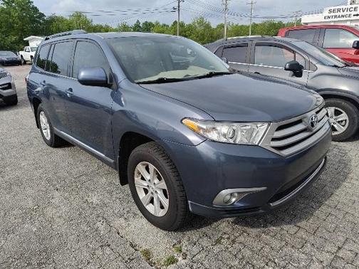 2012 Toyota Highlander SE