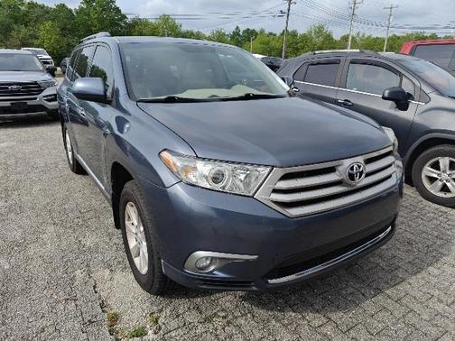2012 Toyota Highlander SE