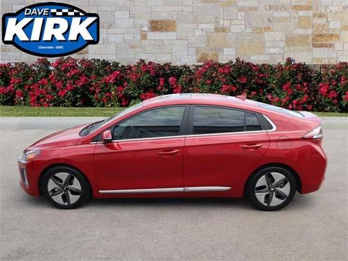 2022 Hyundai IONIQ Hybrid SEL