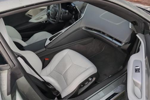 2023 Chevrolet Corvette Stingray w/2LT