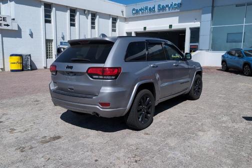 2021 Jeep Grand Cherokee Laredo X
