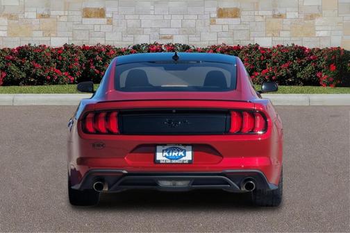 2021 Ford Mustang EcoBoost