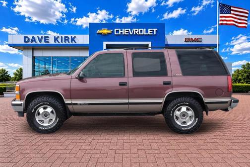 Maroon 1996 Chevrolet Tahoe