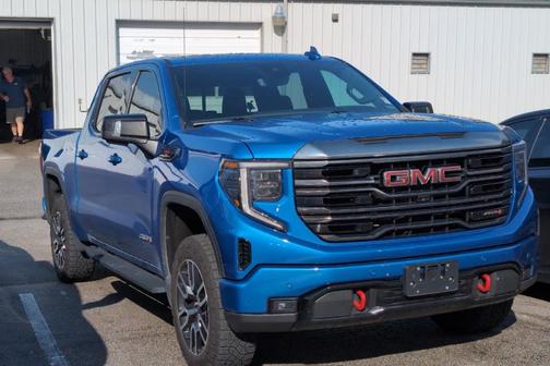 2022 GMC Sierra 1500 AT4