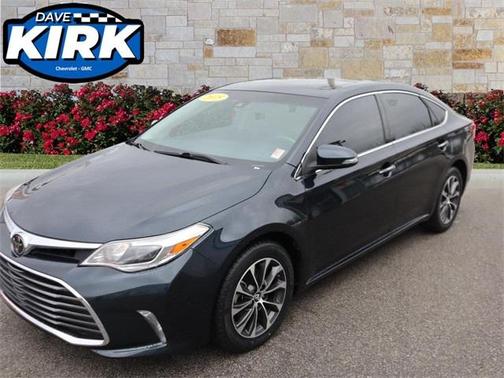 2018 Toyota Avalon XLE