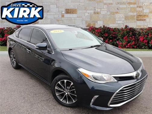 2018 Toyota Avalon XLE
