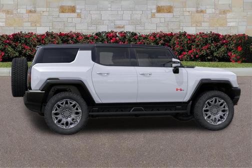 White 2025 GMC HUMMER EV SUV 3X