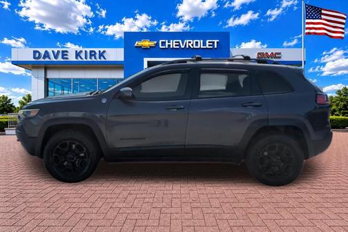 Crystal Metallic 2020 Jeep Cherokee Trailhawk
