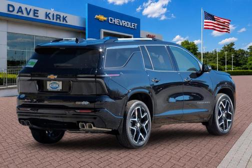 Black Metallic 2026 Chevrolet Traverse High Country