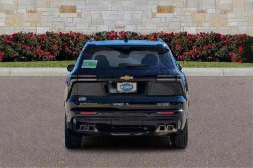Black Metallic 2026 Chevrolet Traverse High Country