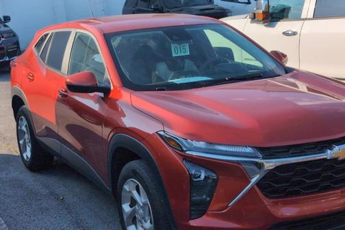 2024 Chevrolet Trax LS