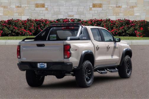 White 2026 Chevrolet Colorado ZR2
