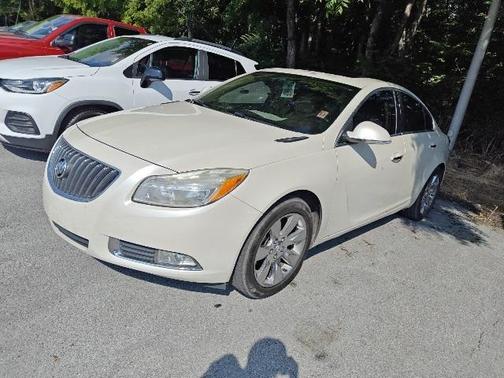 2012 Buick Regal Premium 1