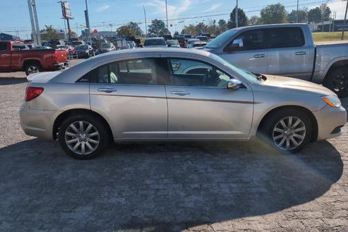 2014 Chrysler 200 Limited