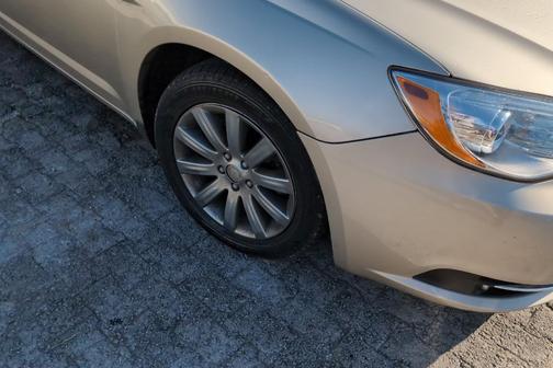 2014 Chrysler 200 Limited