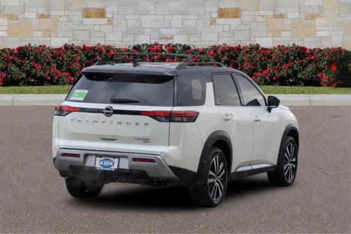 2024 Nissan Pathfinder Platinum