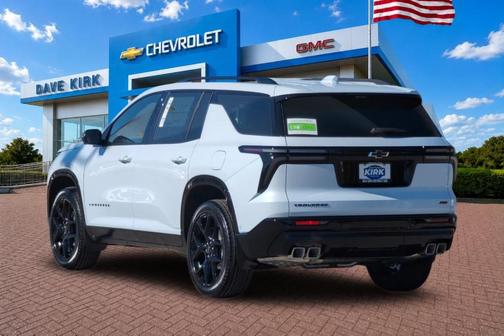 Polar White 2026 Chevrolet Traverse RS