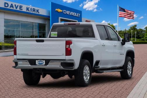 Summit White 2025 Chevrolet Silverado 2500 LT