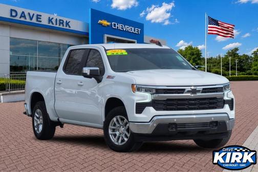 Summit White 2025 Chevrolet Silverado 1500 LT