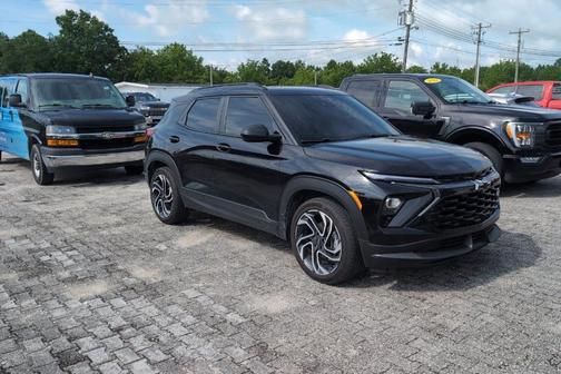Black Metallic 2025 Chevrolet Trailblazer RS
