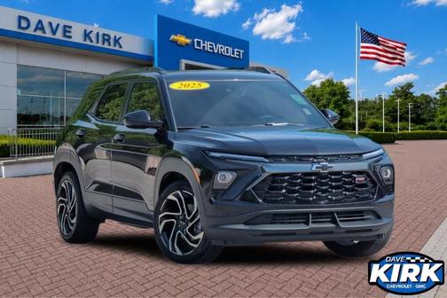 Black Metallic 2025 Chevrolet Trailblazer RS