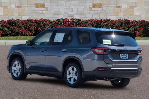 Modern Steel Metallic 2024 Honda Pilot LX