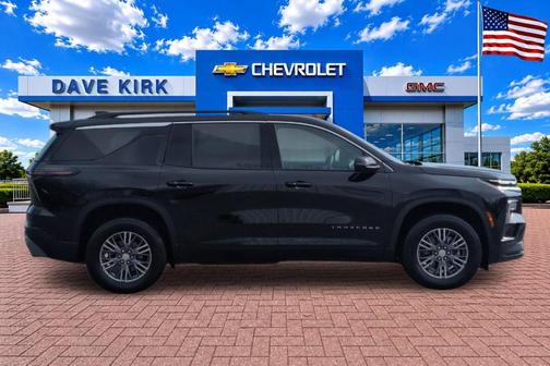Black Metallic 2026 Chevrolet Traverse LT