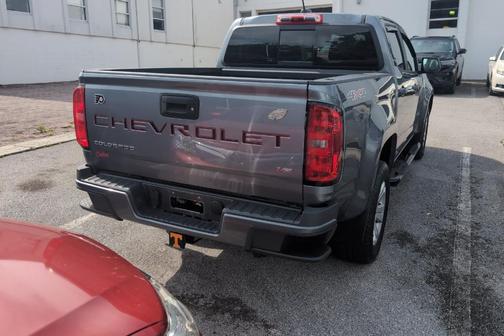 Steel Metallic 2022 Chevrolet Colorado LT