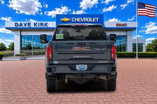 Hunter Green 2022 GMC Sierra 2500 Denali